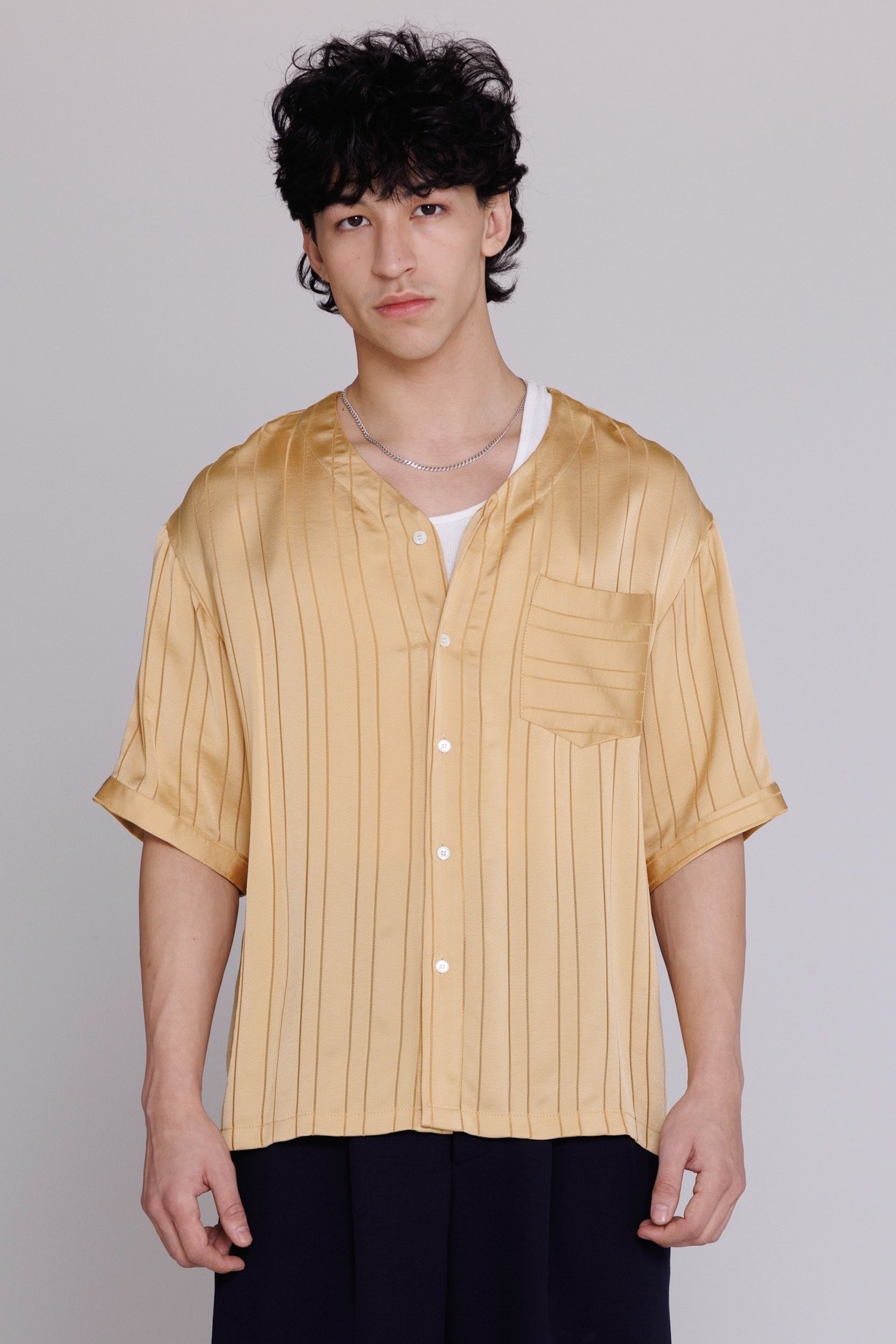 "Valenzuela" Baseball Collar Shirt in Gold Satin Stripe